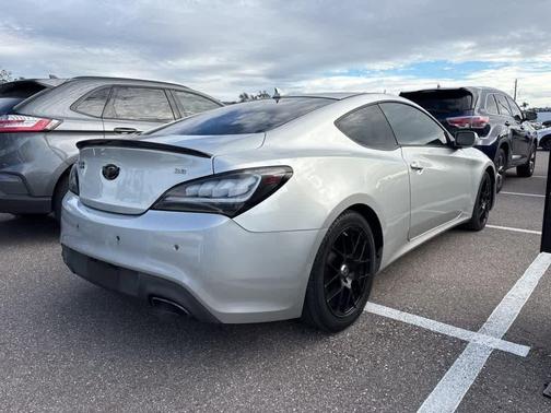 2013 Hyundai Genesis Coupe 3.8 Grand Touring