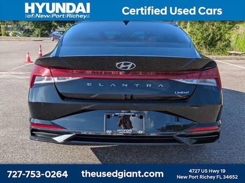 2023 Hyundai ELANTRA Limited