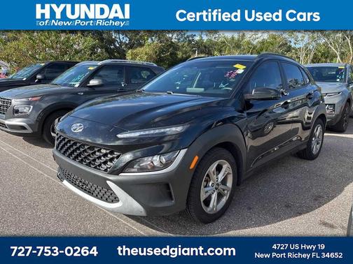 2022 Hyundai KONA SEL