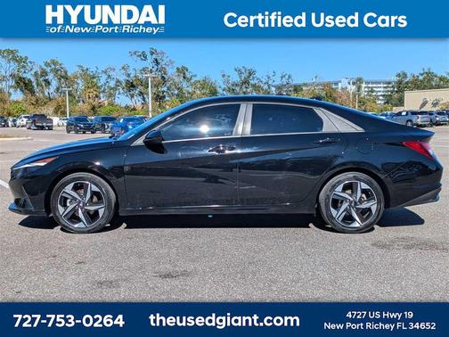 2023 Hyundai ELANTRA SEL