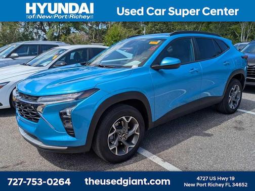 Marina Blue Metallic 2025 Chevrolet Trax LT