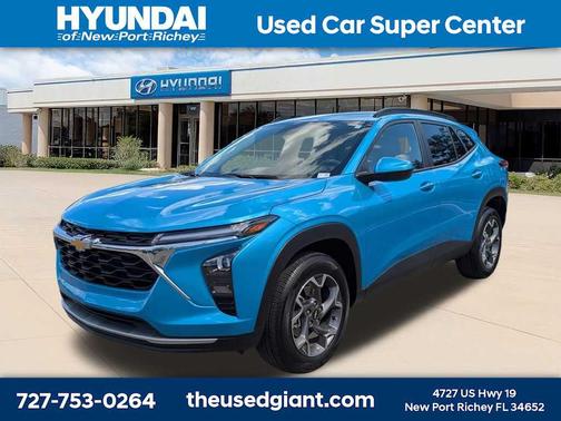 Marina Blue Metallic 2025 Chevrolet Trax LT