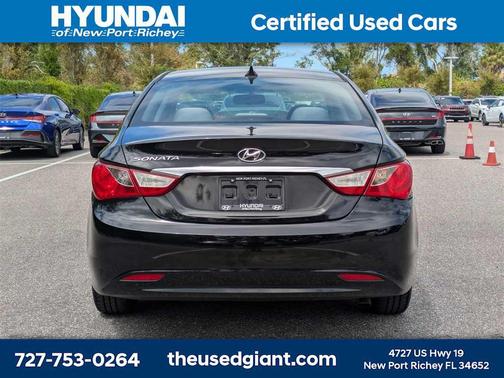 2013 Hyundai SONATA GLS