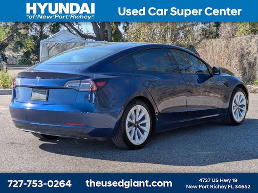 2021 Tesla Model 3 Standard Range Plus
