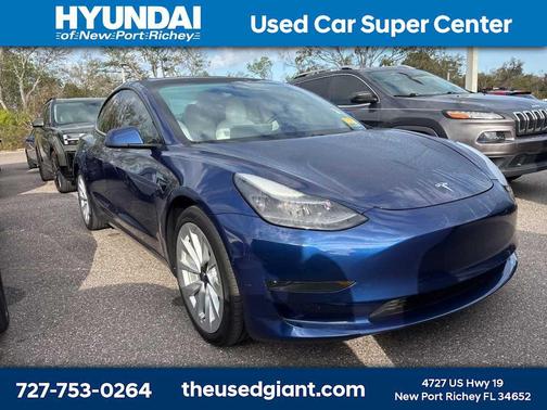 2021 Tesla Model 3 Standard Range Plus