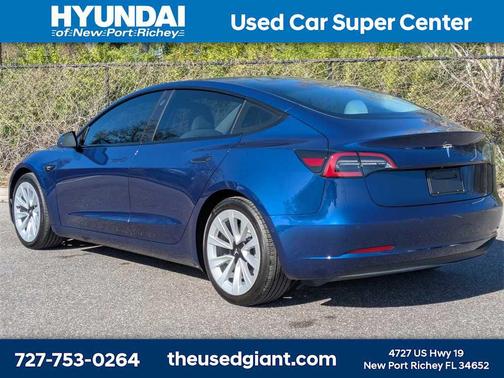 2021 Tesla Model 3 Standard Range Plus