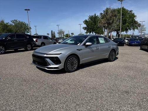 2025 Hyundai SONATA Hybrid Limited