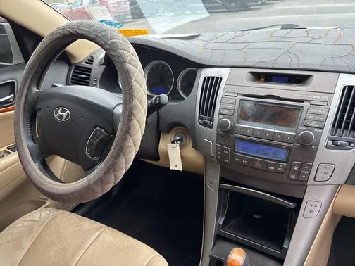 2009 Hyundai SONATA Limited