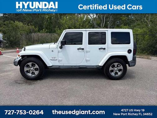 2016 Jeep Wrangler Unlimited Sahara