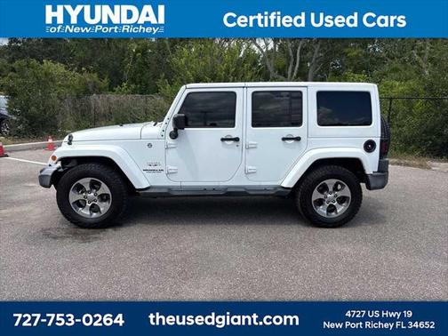 2016 Jeep Wrangler Unlimited Sahara
