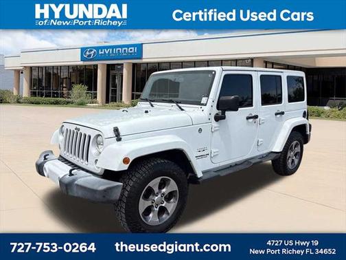 2016 Jeep Wrangler Unlimited Sahara