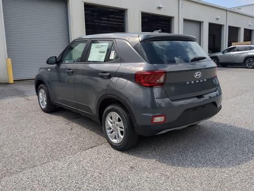 Ecotronic Gray 2026 Hyundai VENUE SE