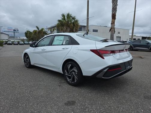 2025 Hyundai ELANTRA Sport
