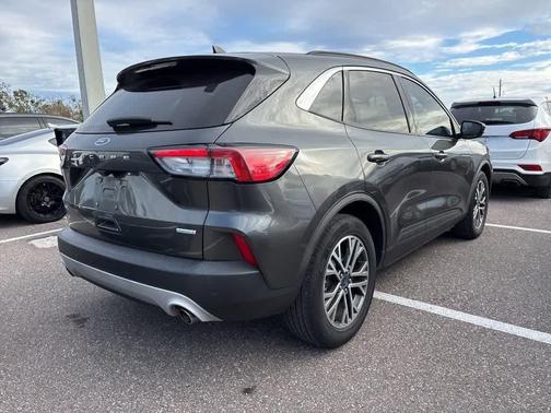 2020 Ford Escape SEL