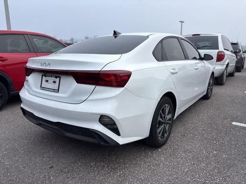 2022 Kia Forte LXS