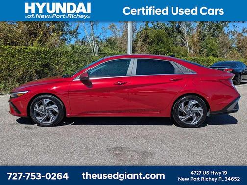 2024 Hyundai ELANTRA Limited