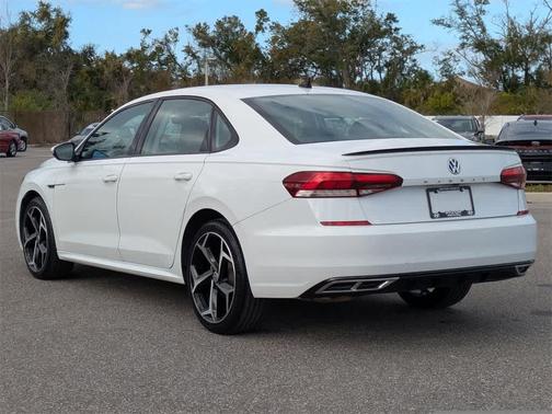 2020 Volkswagen Passat 2.0T R-Line