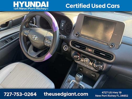 2023 Hyundai KONA SEL