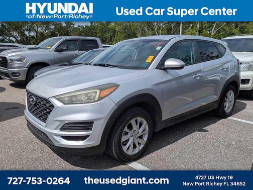Molten Silver 2019 Hyundai TUCSON SE