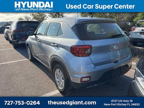 Stellar Silver 2023 Hyundai VENUE SE
