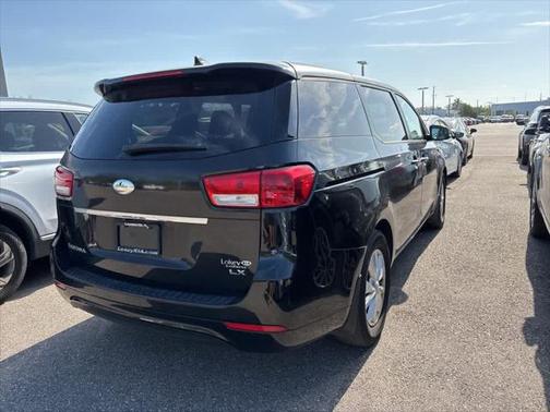 2018 Kia Sedona LX