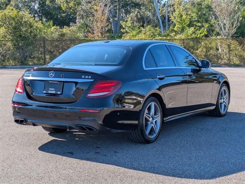 2017 Mercedes-Benz E-Class 4MATIC Sedan