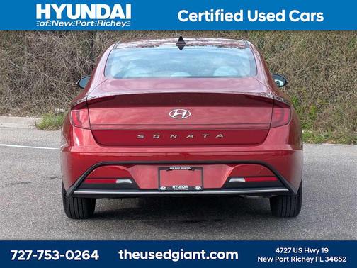 2023 Hyundai SONATA SE