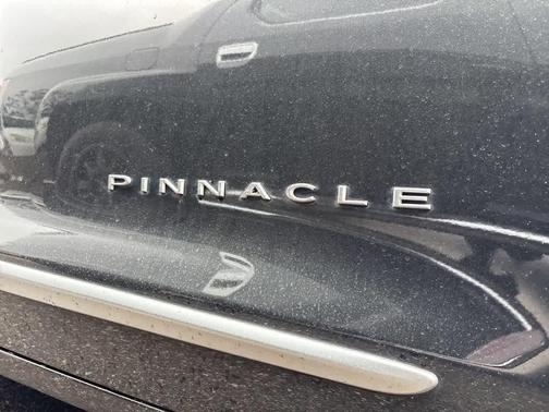 2022 Chrysler Pacifica L