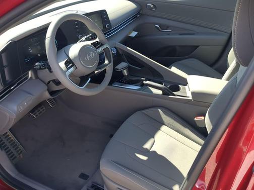 2026 Hyundai ELANTRA Sport