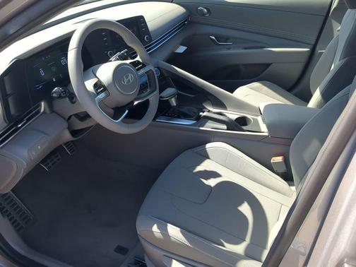 2026 Hyundai ELANTRA Sport