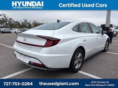 2023 Hyundai SONATA SE