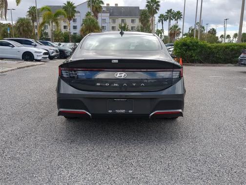 2026 Hyundai SONATA SE