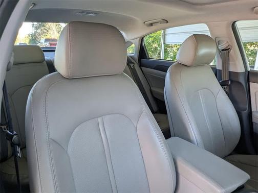 2019 Hyundai SONATA Limited