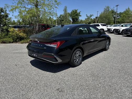 2025 Hyundai ELANTRA HEV Blue