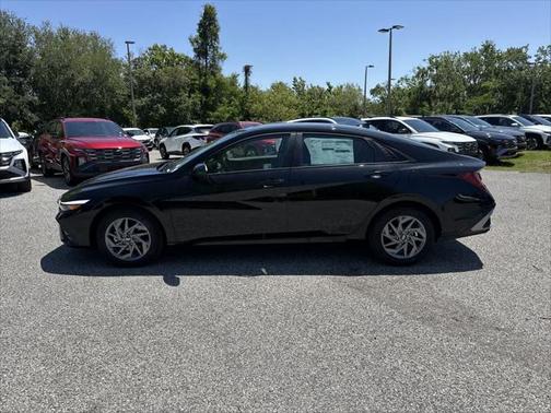 2025 Hyundai ELANTRA HEV Blue