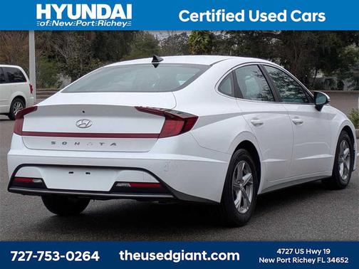 2023 Hyundai SONATA SE