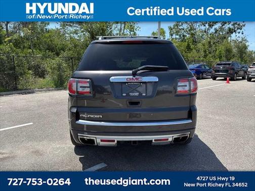 2016 GMC Acadia Denali