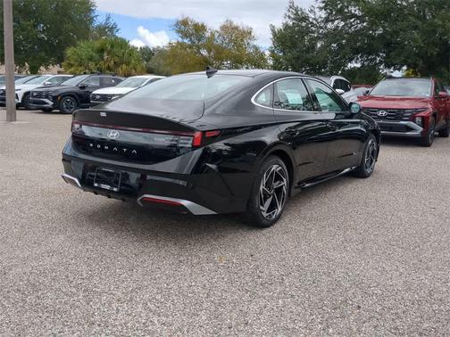 2026 Hyundai SONATA SEL