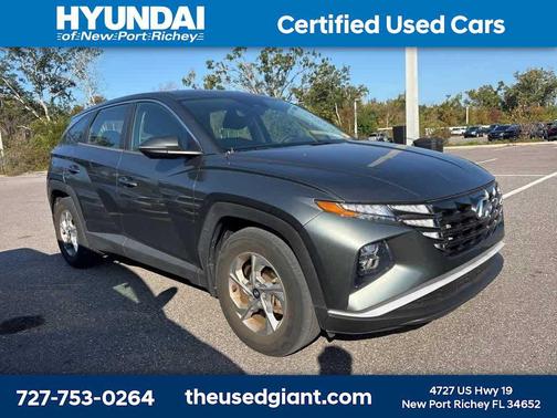 2022 Hyundai TUCSON SE