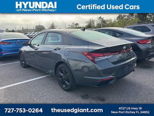 2023 Hyundai ELANTRA SEL