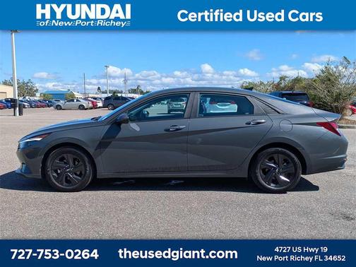 2023 Hyundai ELANTRA SEL