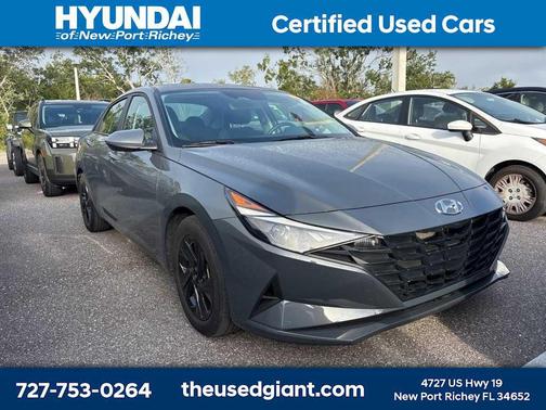 2023 Hyundai ELANTRA SEL