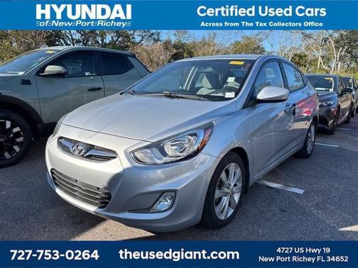 2012 Hyundai Accent GLS