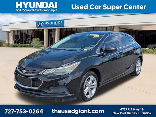 Black 2017 Chevrolet Cruze LT