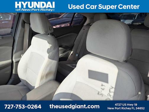 Black 2017 Chevrolet Cruze LT