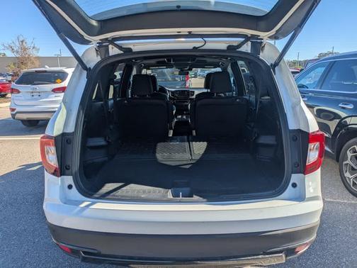 2022 Honda Pilot AWD Black Edition