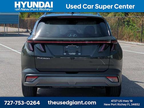 Green 2025 Hyundai TUCSON SEL Convenience