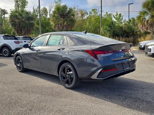 Ecotronic Gray 2026 Hyundai ELANTRA Sport