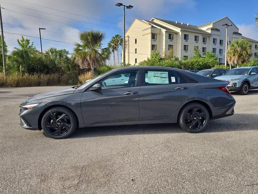 Ecotronic Gray 2026 Hyundai ELANTRA Sport
