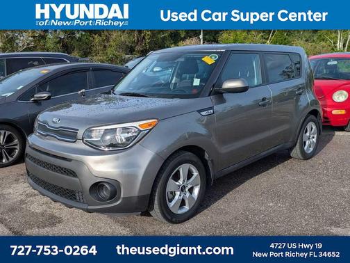 Titanium Gray 2017 Kia Soul Base